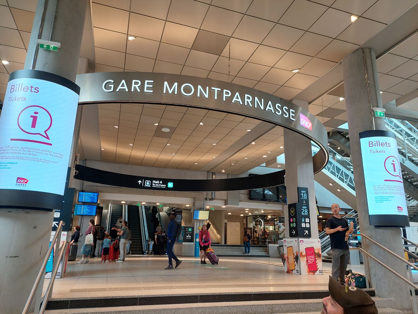 Ecran souple gare montparnasse